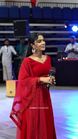 Chuttamalle Live Performance by @Pranirsha_Official 🌝❤️ #pranirshathiyagaraja #nibm #diwalispecial #viral 