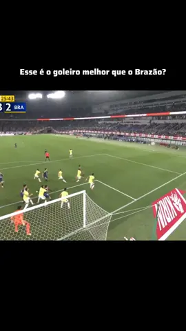 Simplesmente o Hugo espalmando pra dentro do gol 😂 #SantistaSagaz #Brasil #selecaobrasileira #hugosouza 