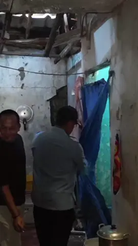 Hari ini melalui program bantuan RTLH @pemkotdepok saya meninjau salah satu Rumah Tidak Layak Huni di @kelurahancilangkap_tapos @kec_tapos99. Insya Allah segera kita akan melakukan renovasi agar keluarga Pak Piping dan Bu Lala bisa hidup lebih baik. #SupianSuri #SS #PerubahanDepokMaju  #depok 