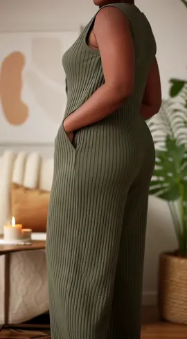 #PlusSizeJumpsuit #ComfyStyle #SleevelessJumpsuit #DailyWearFashion #CurvyAndConfident