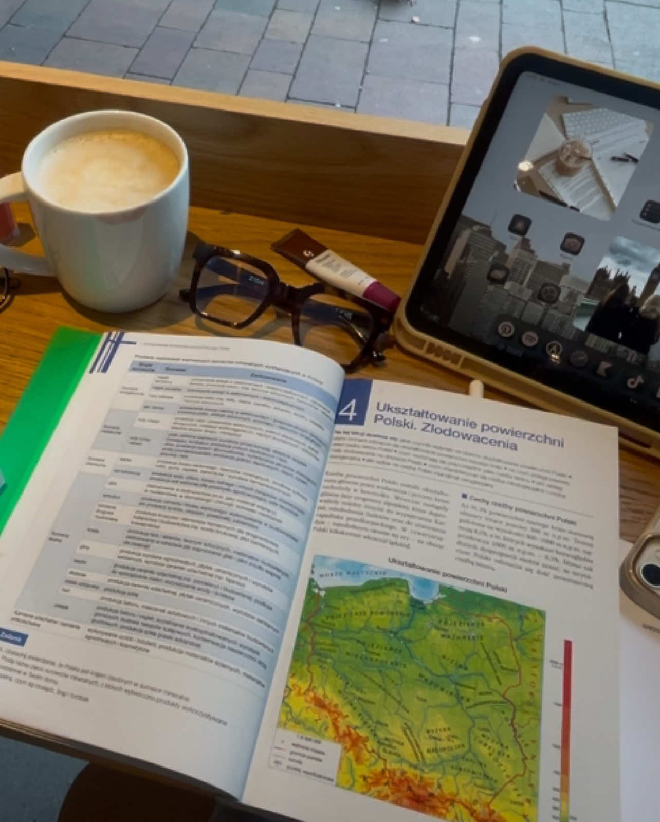 us trying to study #fyp #dc #study #school #foryoupage @zosia @m 