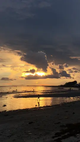 An old video from July, but I’m still in awe of how the sun breaks through the clouds.