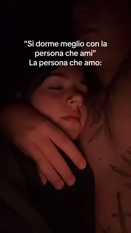 per fortuna ormai non lo sento nemmeno più #sleep #boy 