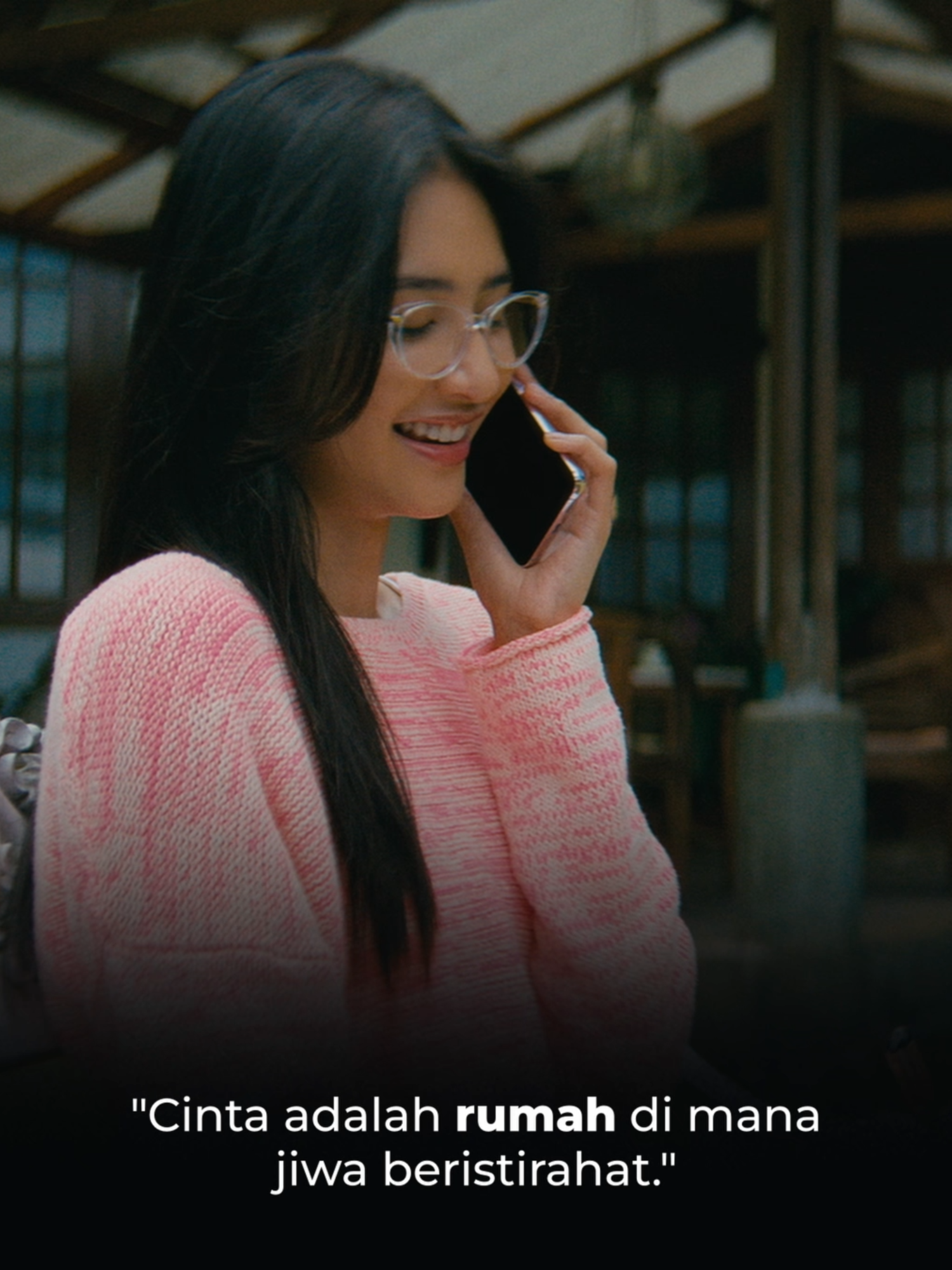 Cinta tuh kayak rumah, kalau bareng orang yang salah tuh rasanya capek. Tapi kalau bareng yang bener, rasanya damai banget. 🥺💖 Nonton Dilanjutkan Salah, Disudahi Perih, karena kadang film bisa bikin kamu ngerasa pulang. 🎬🍿 #FilmDSDP #DSDP #DILANJUTKANSALAHDISUDAHIPERIH #SoexMovies #SoexEntertainment #FilmIndonesia #PromoTiket #BuyOneGetOne