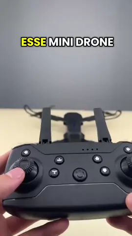 Mini drone com câmera 4K que parece coisa de filme, mas é da Shopee! Compacto, dobrável e fácil de pilotar — grava imagens aéreas incríveis direto do celular. Viral entre os amantes de tecnologia e com milhares de avaliações positivas. Um verdadeiro achado pra quem quer começar no mundo dos drones sem gastar muito. #achadinhoShopee #drone4k #tecnologia #gadgets #ShopeeBrasil 