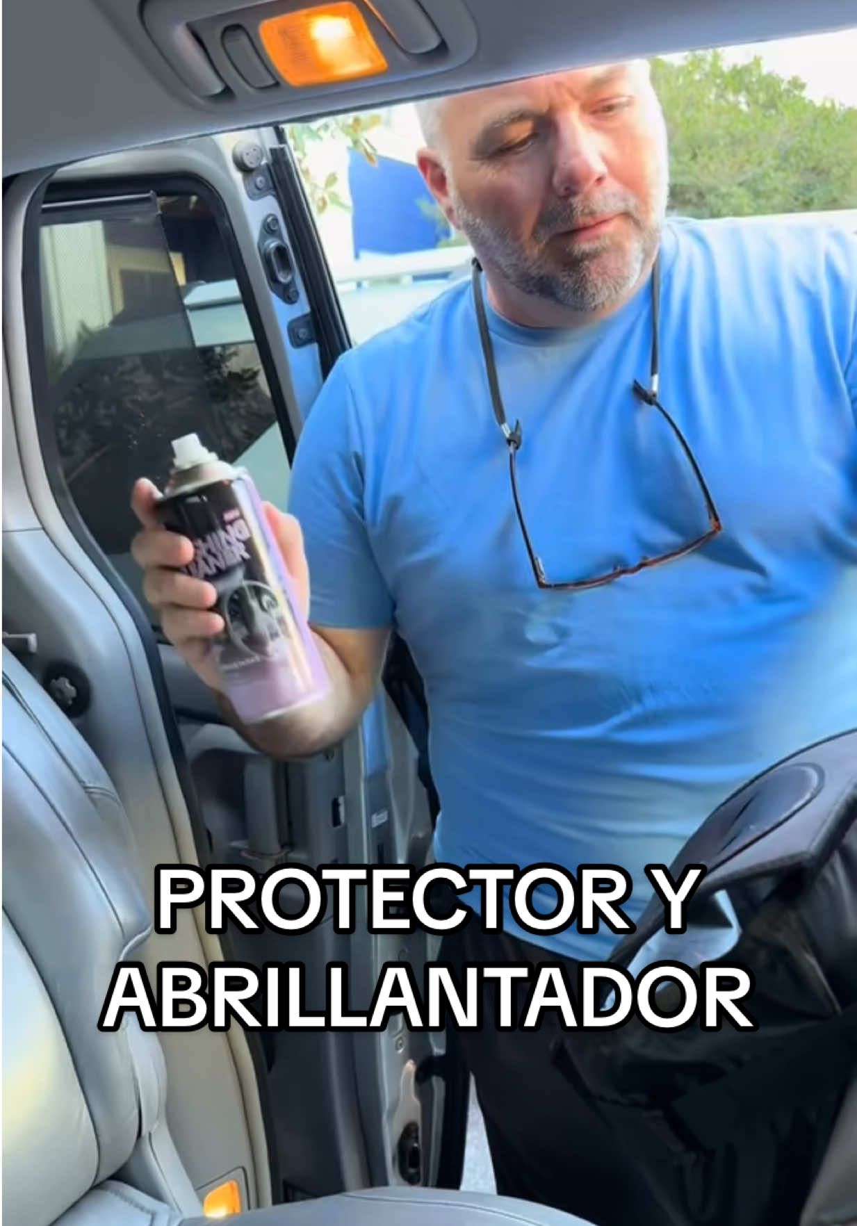 Detallador y protector para interiores de automóviles con protección UV contra el agrietamiento y la decoloración, mantenimiento y limpieza del interior del automóvil, no graso, acabado satinado. #car #spray #decoracioninteriores #abrillantadordellantas 