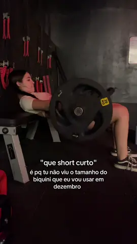Deus eu só te peço uma barriga chapada e uma bunda grande 