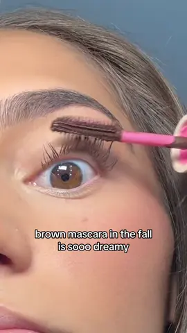 Brown mascara rn is soooo pretty 😍 #fyp #lashes #imgood #mascaragonewrong #brownmascara 