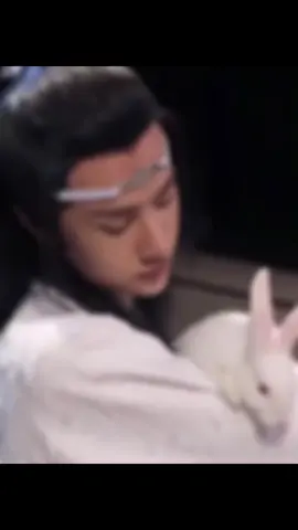 Heartstopping Wang Yibo as Lan Wangji in #TheUntamed/ #CQL behind-the-scenes moments 🥹💙💚 #wangyibo #wangyibo王一博 #cdrama