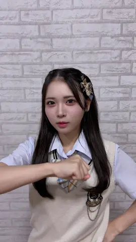 おいらが行くしかねぇな✊🏻☺️ ちかぽよマネージャーに撮ってもらった😆 #マユリカミーム #nmb48 