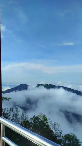 လှလိုက်တာနော် 🥺🥰🙏 #ကျိုက်ထီးရိုး #ကျိုက်ထီးရိုးဘုရာမင်းနဲ့အတူဖူးချင်တယ် @@ #tiktokmyanmar🇲🇲 #views 