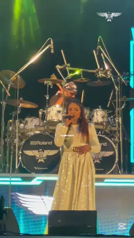 නොපෙනෙන සේ රැදී…💕 | Sashika Nisansala | 125 ජුබිලි නයිට් Live in concert කුලියාපිටිය #Flashback #flashbacklive #kuliyapitiya #fyp 