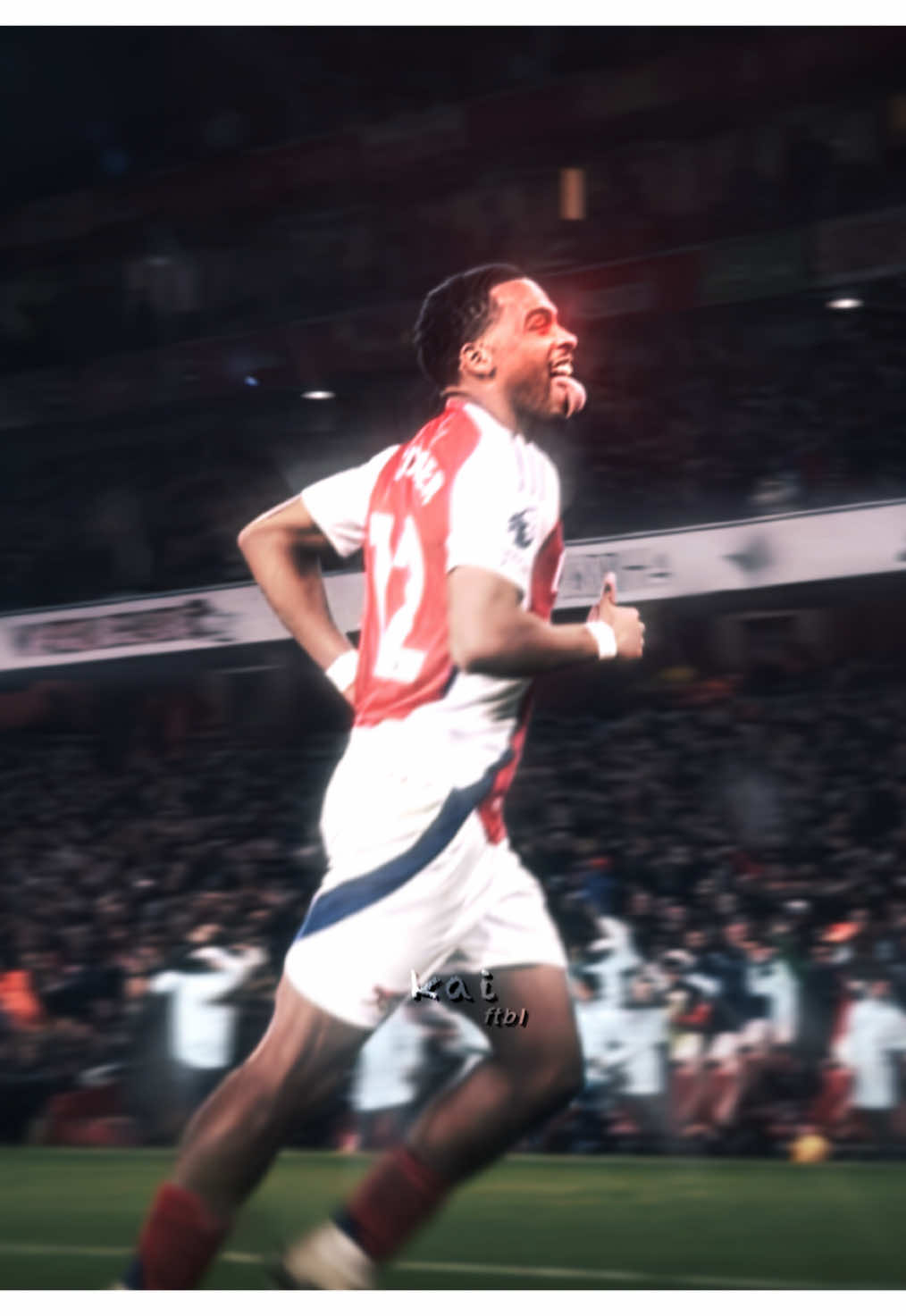 The BEST RB in the world rn! 🌍 🇳🇱 ll Get my presets & clips in bio! • #timber #arsenal #edit #viral #afc 