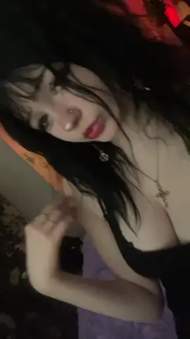 realised im more for ”curly” hair #waffle #hair #alt #goth #fyp 