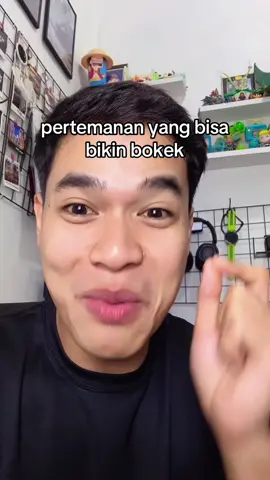 Doa kita cuma satu kalo temenan ama orang gini, SEMOGA REJEKI KITA LANCAR 😭