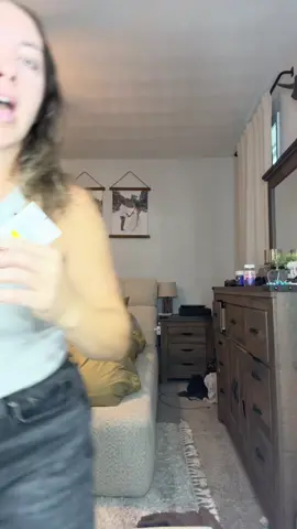 🆘 idk what’s happening but it’s been MONTHS and im talking HUNDREDS a day 🥲 #analytics #grwm #socialmedia #growth 