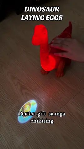 Perfect gift ideas for christmas 🎄 Dinosaur with led and laying eggs. #giftidea #dinosaur #dinosaurtoy #fyp #giftforkids 