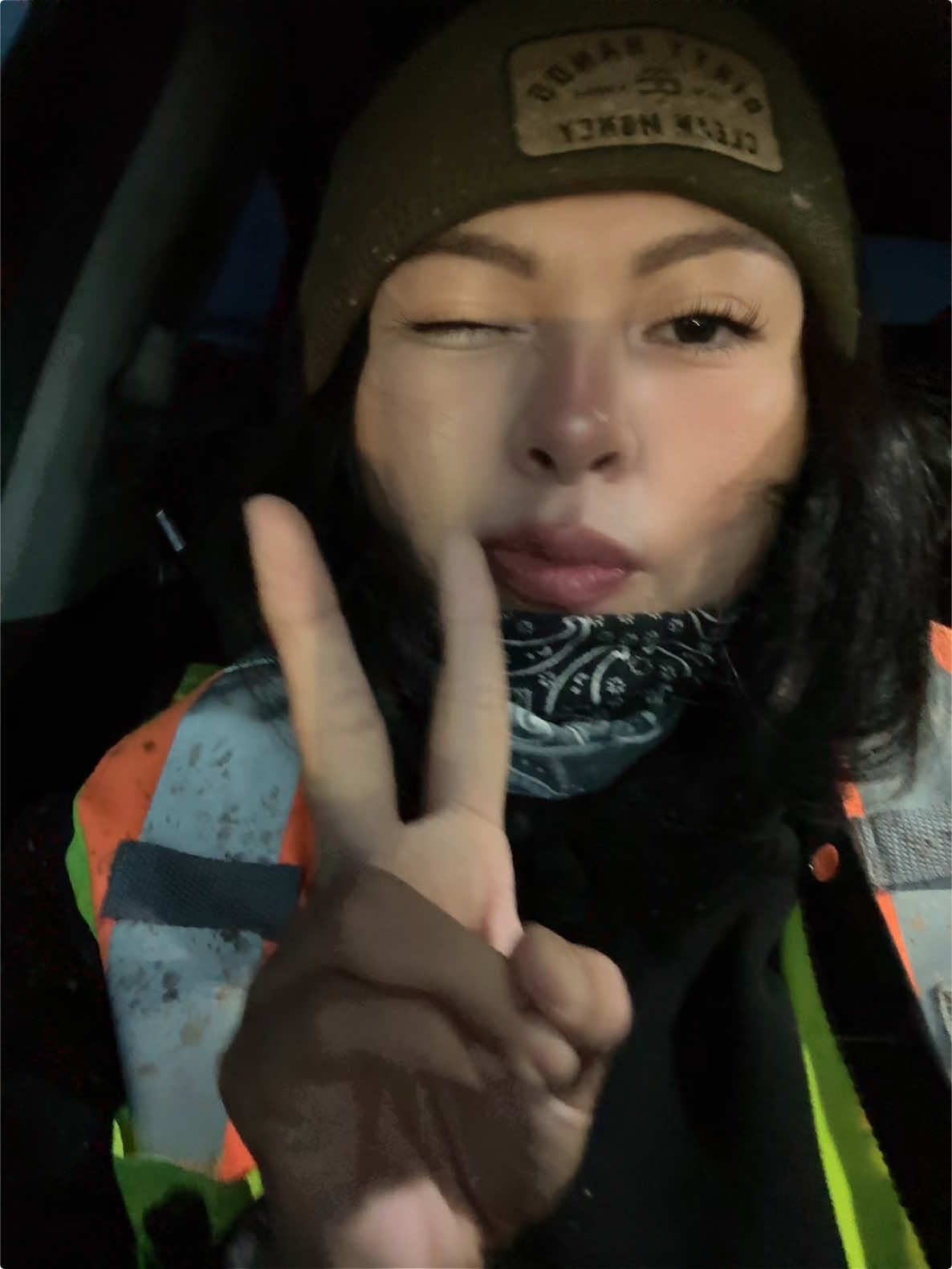 Morning! Let’s get this Tuesday. #tuesdayvibes #jujutsukaisen #gojousatoru #bluecollar #fyp 