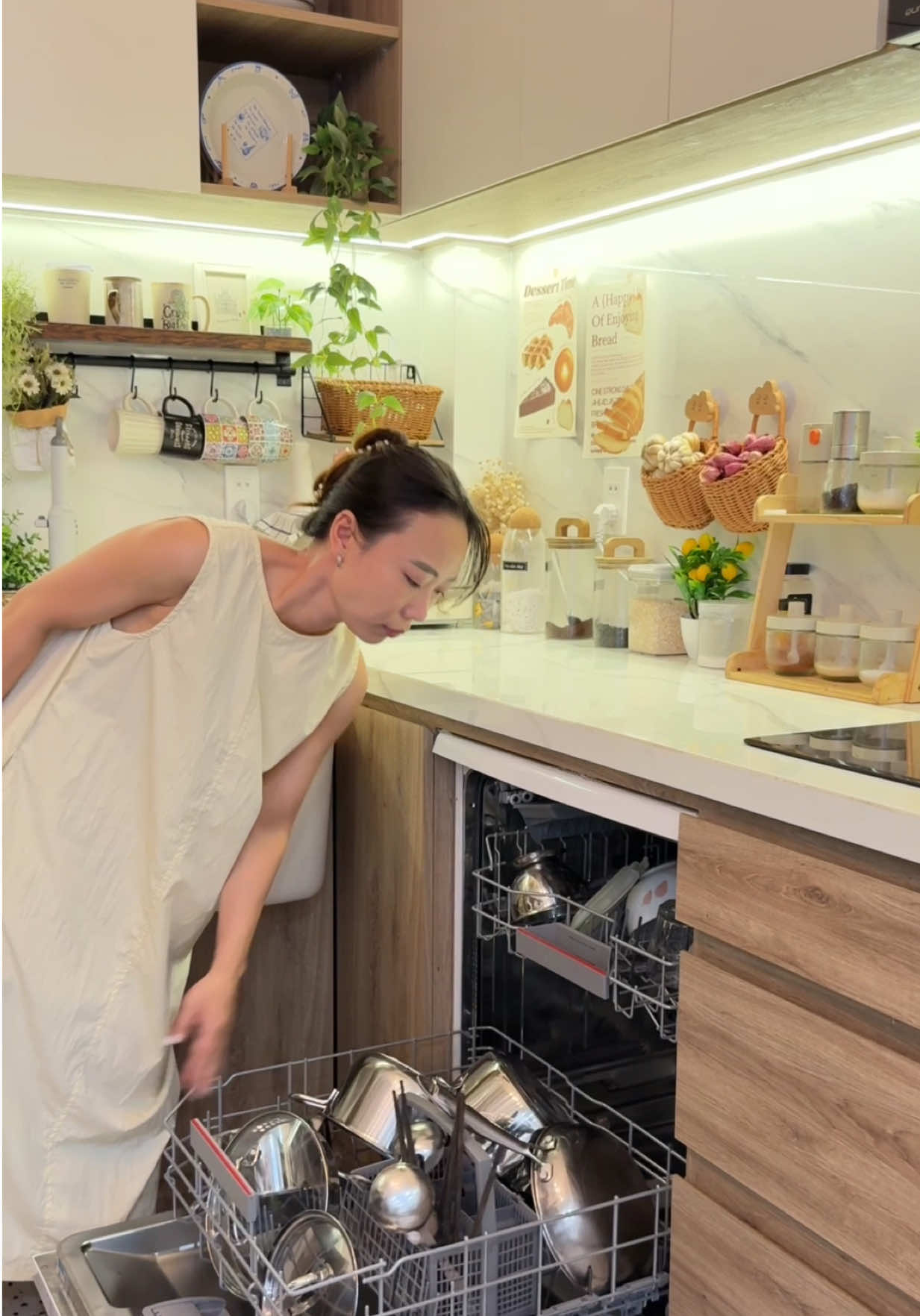 Review viên rửa chén nhà mình đang dùng cho mọi người tham khảo nha #nhahuongli #vienruabatfinish #vienruabat #finish #vienruachen 