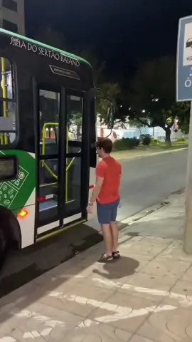 março foi algo jkkkk 