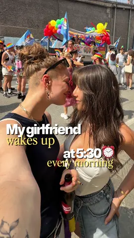 Nella vita di coppia REALE, l’amore si costruisce con gesti semplici: una morning routine, una casa pulita, una colazione preparata con cura. Non è sacrificio, ma solo una relazione sana. Ognuno dimostra amore a modo suo: questo è il mio. 🫶 E tu, ti alzeresti alle 5 e 30 per la persona che ami? Qual è il tuo modo di dimostrare amore? #lgbtitalia #wlw #housecleaning #couplegoals #wlwcouple 