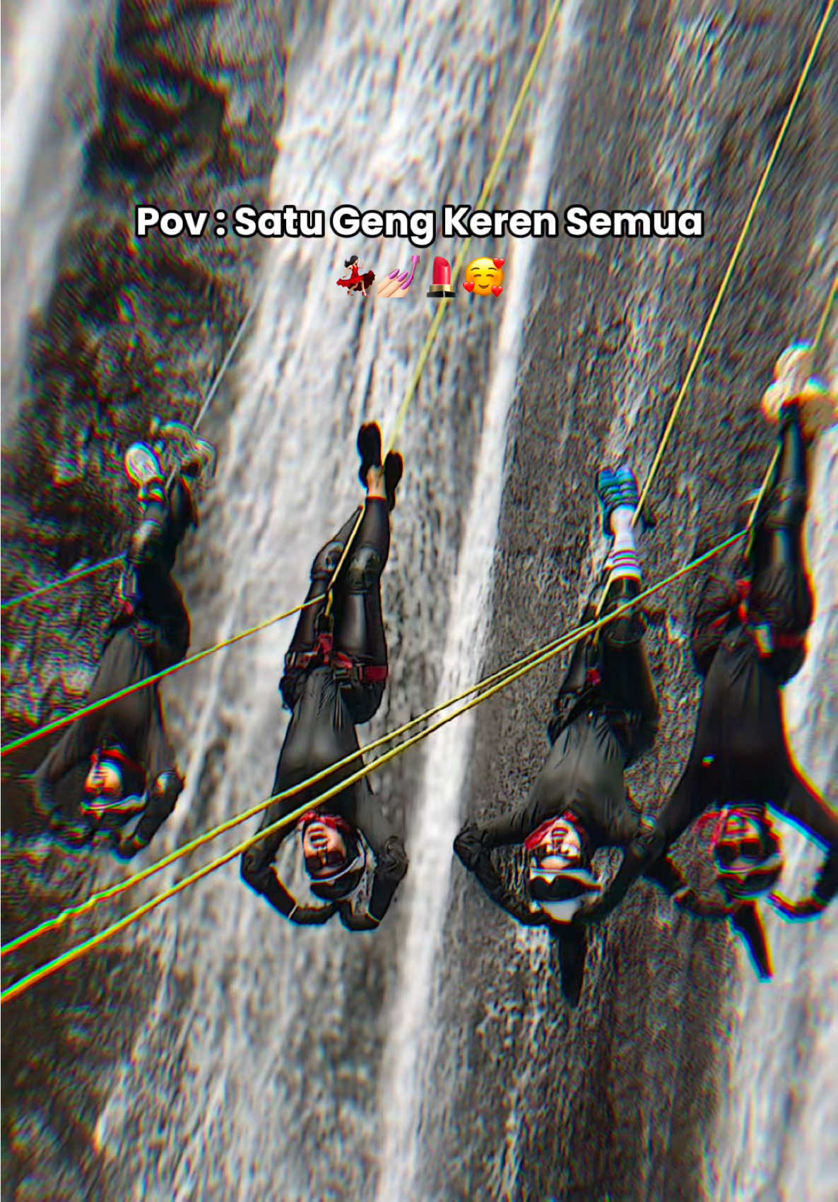 Tag geng kalian dan ajak backflip juga dong 🫵🏻 . . . #canyoning #backflip #canyoningbogor #canyoneering #canyoningdate 