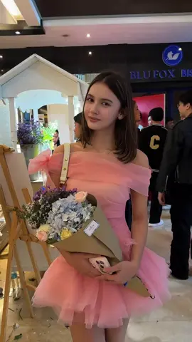 My Bouquet from Eu la vie Thank you💐  #dollipop_kayla #kayladavies #fblifestyle 