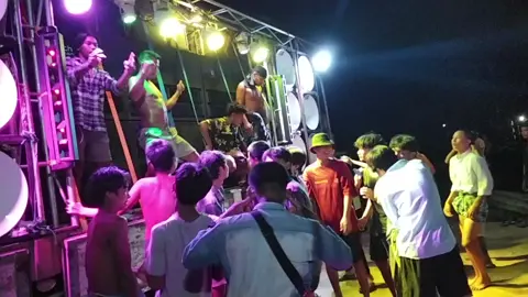 #အလင်္ကာတေးနဲ့တောင်ချောင်သားတွေဖြုတ်ချက်လန်ထွက် #အကောင့်သစ်followပေးကြပါနော် ❤️❤️❤️❤️❤️ #မြင်ပါများပီးချစ်ကျွမ်းဝင်အောင်လို့ 