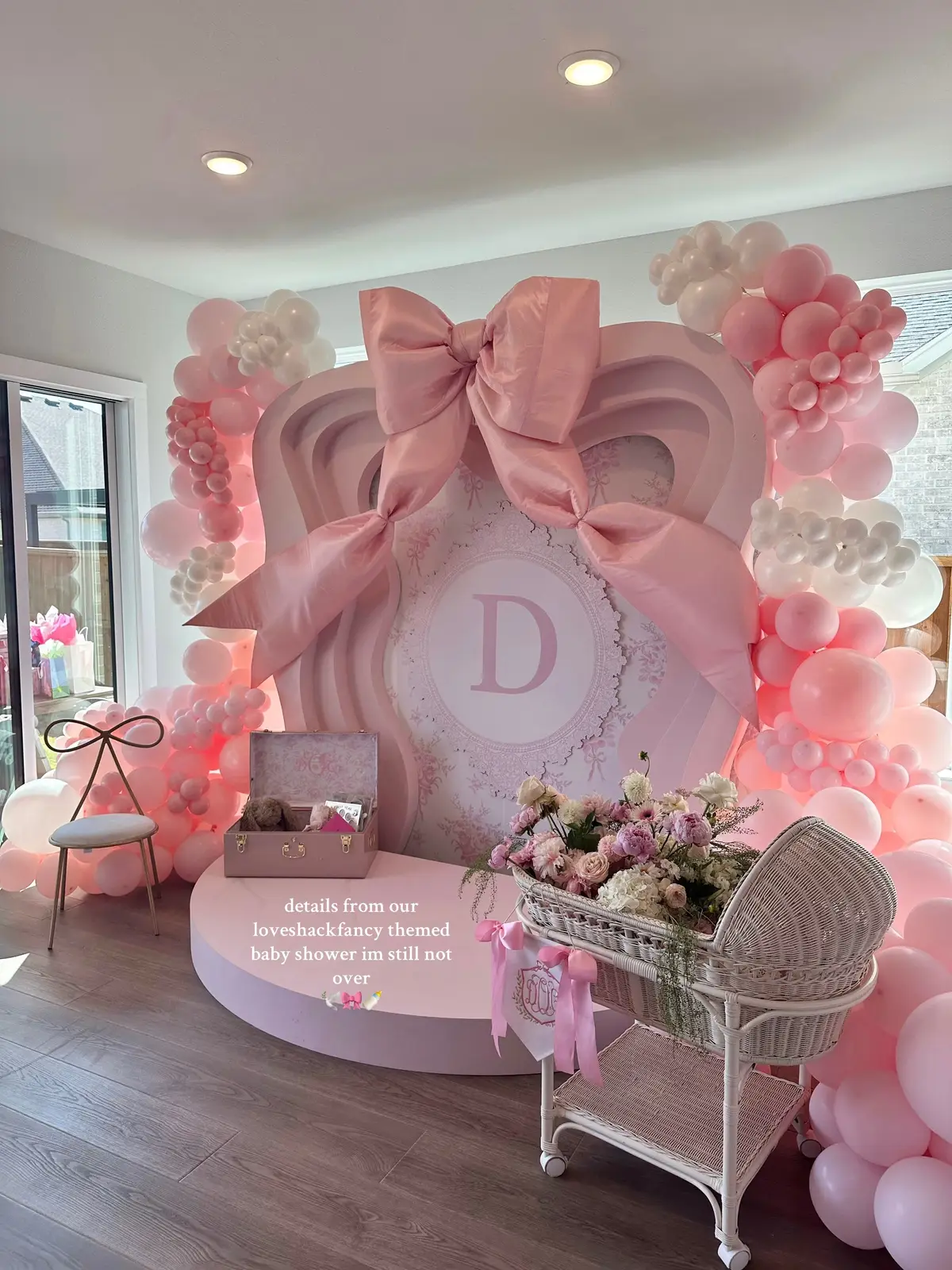 our @LoveShackFancy inspired shower for baby girl was more than i could have dreamed for thanks to decor by the incredible Oli @the.luxuryco 🥹 feeling so so so loved by all our friends and family. #babyshowerfancy #loveshackfancybabyshower #babyshowerdecorations #babyshowerdetails #babygirl 