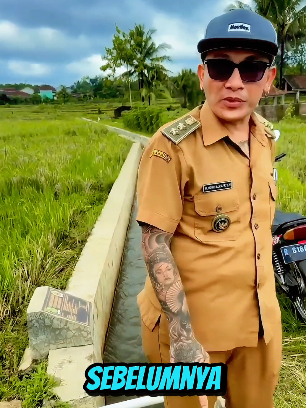 Kita bangun lagi jalan pertanian yang lebih panjang agar aktivitas petani bisa semakin lancar. 💪   #kadeshoho #pertanian #petani #fypシ゚ #foryou