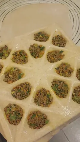 #سمبوسه#لذاذه_تستحق_التجربه#مساء_الحب_والسعاده_متابعيني💕#اكسبلور #سمبوسة_لحم 