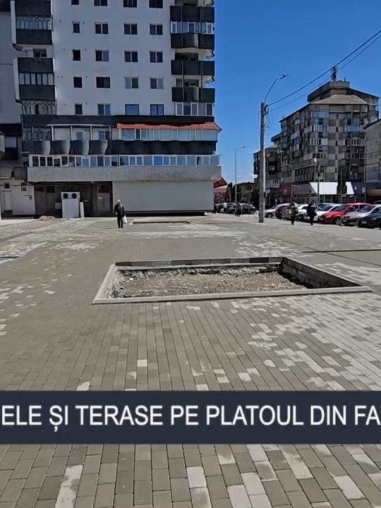 ȘTIRILE BIT TV - CAFENELE ȘI TERASE PE PLATOUL DIN FAȚA PIEȚEI VALE   #urmaritori