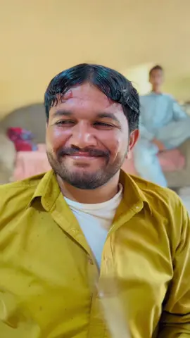 Cutting shkal dekh kr hogi🤣#nadanjamshaid #balochijhumarvairlpart #jamshaidumrani #funnynadan #funnyjamshaidumrani 