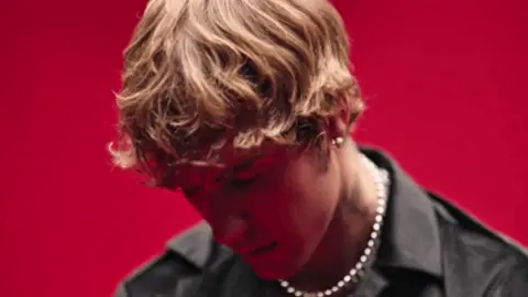 don’t like the lights #justinbieber #believe #forever #icon #fyp 
