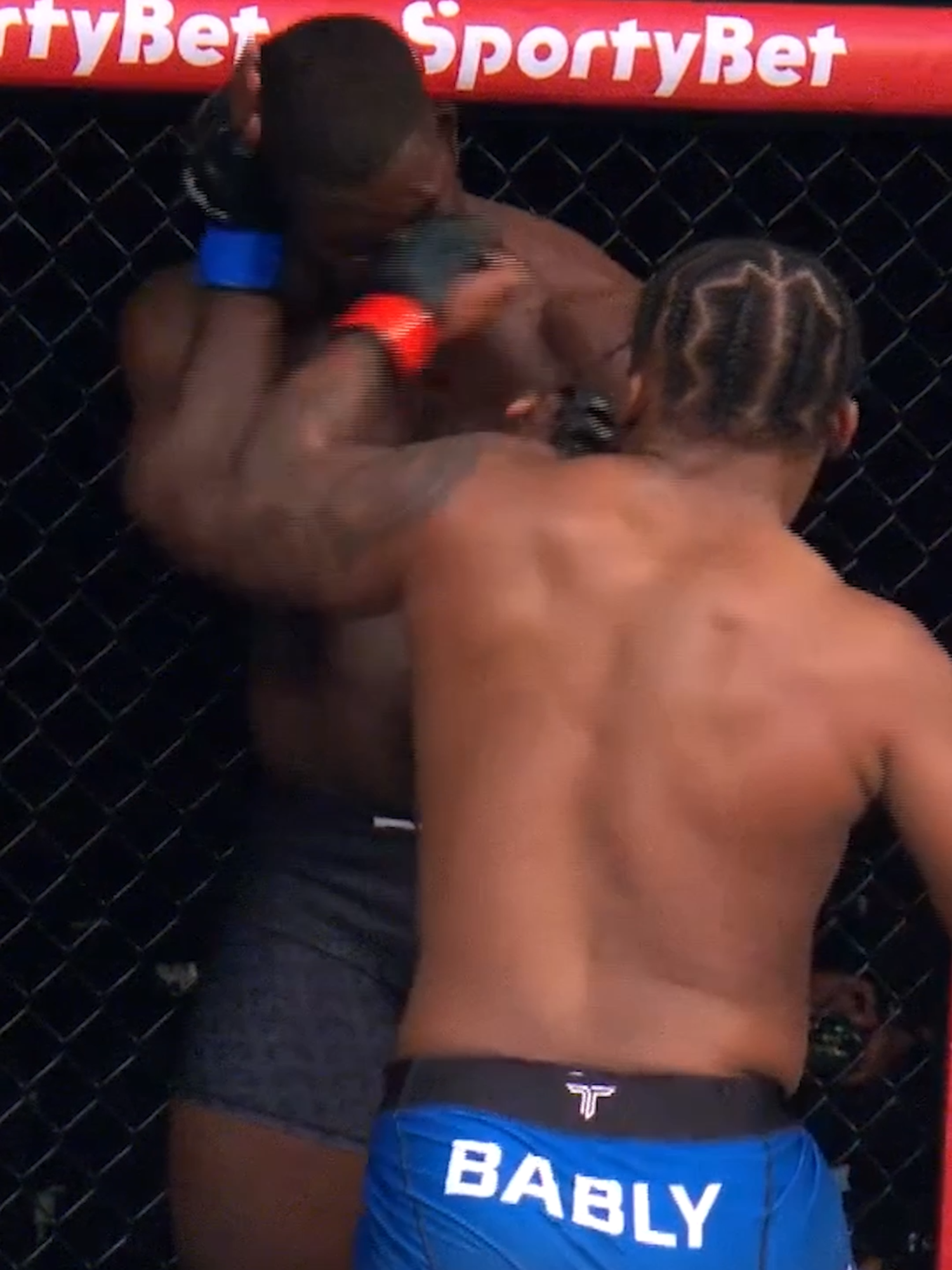 When Abraham Bably connects… it’s lights out 💥 He’s back Oct 18 in the PFL Africa Heavyweight Semifinals 👊#PFL #PFLAfrica #MMA #fight #fighter #highlight #ko #knockout