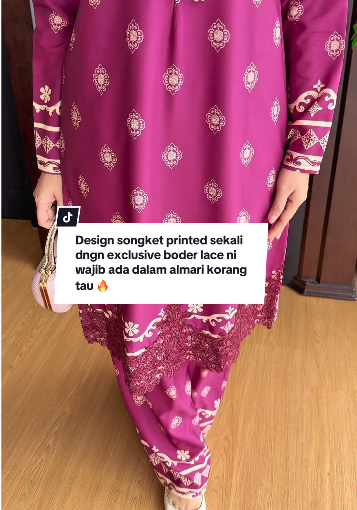 Design songket printed sekali dngn exclusive boder lace ni wajib ada dalam almari korang tau, nampak mahal tapi harga mampu milik 🥰🔥 Kalau nak masuk live launching esok Rabu jam 9pagi 📍 #nfhboutiquegallery #kurung #kurungcantik #bajuwanita #kurungviral 