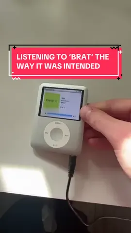This is so ‘Brat’… 🤌💚 [🎥: @danpods🎧]