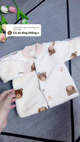 Trả lời @Shop mẹ Thóc Min Đông này đừng để con ốm vì lạnh mẹ nhé 🧸 Áo tuyết cổ tàu siêu mềm – ấm áp, nhẹ tênh, bé mặc cả ngày vẫn thoải mái 💕 #aolongtuyetchobe #quanaobetrai #mebimreview #aomuadongchobe #quanaolongtuyetchobe  