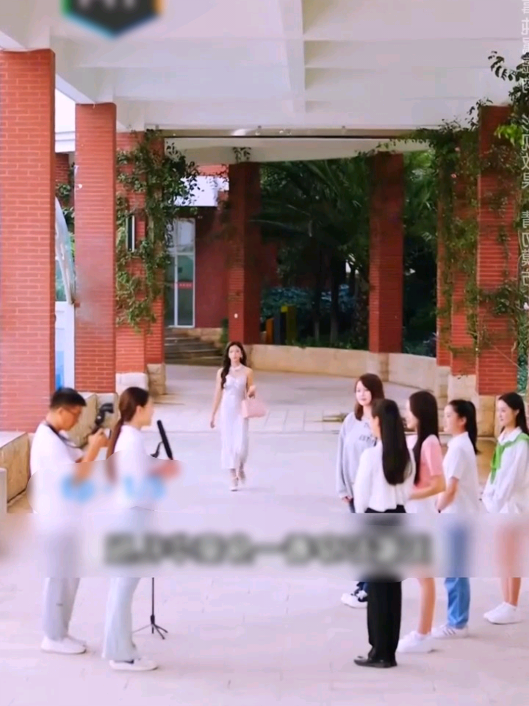 #ซีรีย์v1 Ep2/5 ทั้งหญิงสาวและหญิงสาวผู้วางแผนต่างถูกนำกลับมาสู่ชีวิตเดิมของตนเพื่อช่วยชีวิตเจ้านายของตนและเปลี่ยนแปลงชีวิตของตน