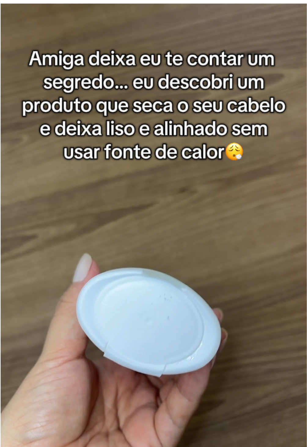 O melhor anti frizz pro seu cabelo é da @Amend Cosméticos #amend #cuidadoscomcabelo #secasemfrizz #autoestima #cabelo 