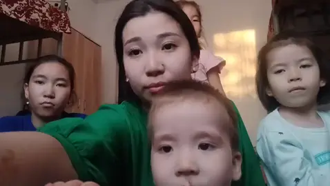 Президенту Республики Казахстан Токаеву Касым-Жомарту Кемелевичу 📍 ОБРАЩЕНИЕ о защите прав многодетной матери и её несовершеннолетних детей Уважаемый Касым-Жомарт Кемелевич! Обращаюсь к Вам с искренней просьбой взять под личный контроль ситуацию, связанную с многодетной матерью Жулдыз из города Актобе, ставшей жертвой насилия и, к сожалению, безразличия со стороны региональных государственных органов. В мае этого года я по приглашению волонтёров, посетила город Актобе, чтобы помочь этой семье. Жулдыз длительное время подвергалась бытовому насилию со стороны пьющего мужа, а также собственной матери и сестры. Без её ведома сестра неоднократно объявляла сборы на её имя, используя школьные и городские чаты. Позже Жулдыз была насильно помещена в психиатрическую больницу, где ей поставили спорный диагноз. Несколько месяцев она провела в больнице, а её дети в это время находились в кризисном центре. Когда я приехала, Жулдыз уже перевели в кризисный центр. Возникает закономерный вопрос: как при таком диагнозе женщину могли выписать и вернуть ей детей, если официального опекуна у семьи не было? В общей сложности мама с детьми провели в кризисном центре около семи месяцев и только недавно были выпущены без обьяснении Я лично встречалась с заместителем акима Актюбинской области, а также с руководителями управления образования и здравоохранения. Все утверждали, что диагноз поставлен верно. Однако если это действительно так, почему тогда детей вернули матери, а не назначили опекуна или дополнительное обследование? Жулдыз до последнего момента работала почтальоном, содержала семью, заботилась о детях. Она спокойная, аккуратная, рассудительная женщина. Трудно поверить, что человек с таким образом жизни может иметь диагноз, исключающий её трудоспособность и материнскую ответственность. В настоящее время семью выпустили из кризисного центра без объяснений. Волонтёры нашли им временное жильё, обеспечили продуктами и помогают присматривать за детьми. Сейчас мама проходит повторное обследование в Алматы. В Центре психического здоровья, куда я её сопровождала, мы связались с лечащим врачом в Актюбинской области. В направлении указано, что она «на лечение не подлежит». Тогда почему её не долечили, но выписали и вернули детей? Мы настаиваем на проведении независимого и объективного медицинского обследования, чтобы установить правильный диагноз. От этого напрямую зависит возможность Жулдыз работать, обеспечивать детей и получить помощь от общественных фондов для приобретения жилья. Когда я находилась в кризисном центре, туда приезжала Комиссия по делам женщин при Президенте Республики Казахстан, в составе которой была Zhuldyzay Iskakova  Я лично просила взять ситуацию под контроль, но, к сожалению, никаких мер предпринято не было со стороны гос органов Кроме того, полиция города Актобе не приняла заявления, поданные Жулдыз, её старшей дочерью и волонтёрами. Также я обращалась к омбудсмену Актюбинской области, но она не предприняла никаких действий и не пришла на встречу с госорганами, сославшись на болезнь. Уважаемый Касым-Жомарт Кемелевич, мы просим Вас обратить внимание на данную ситуацию и поручить компетентным государственным органам:  1. Провести проверку действий медицинских, социальных и правоохранительных служб Актюбинской области;  2. Организовать независимое обследование Жулдыз в городе Алматы;  3. Обеспечить защиту прав матери и её детей, предотвратить повторное насилие со стороны родственников;  4. Рассмотреть возможность оказания государственной или благотворительной поддержки семье для обеспечения жильём и трудоустройства. Мы искренне верим, что при Вашем личном участии справедливость восторжествует, а эта семья сможет начать новую, безопасную жизнь. С уважением, Басирова Акмарал Друзья прошу вас максимальный репост Пожалуйста отметьте все органы Актюбинской обшасти отвечающие за права детей!!!