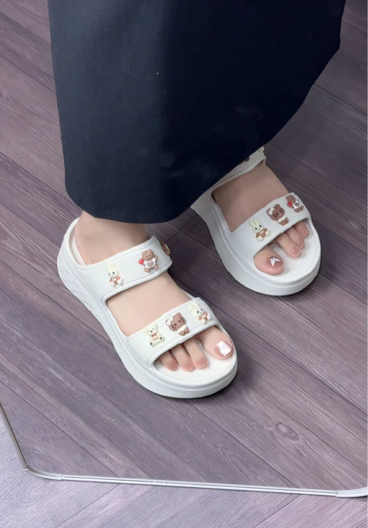 dép Nesty hai quai đúc nguyên khối, đế 6p #depnu #depnesty #depdecao6p #goccuahangii 