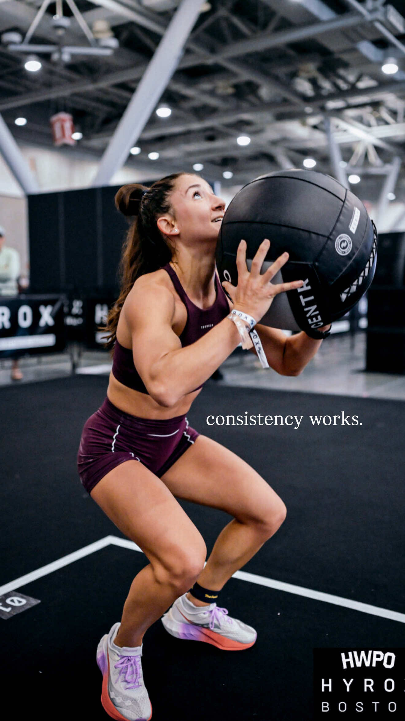 no better feeling than actually seeing your consistency pay off. before April this year I had never done a wall ball (lol) or like any of the other hyrox stations, so I knew I had a lot of work to do…  trying something new is intimidating. being bad at something is so frustrating. trust me, I know. but the only way to get more comfortable with something, and to get better is to do it, over and over again. consistency is actually the key — I know you’ve heard this before but it’s so true. and when you SEE it pay off, that feeling is just incredible🫶🏼🫶🏼 #fyp #Fitness #hyrox #consistencyiskey #gymgirl 