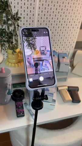 my fave tripod!! #tnwmagsafetripod #magsafetripod #tripodrecommendations #tripod #magnetictripod  