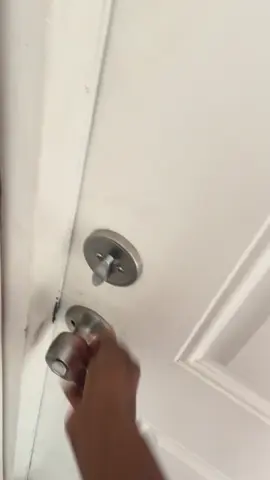 #LIVEIncentiveProgram #GenuineInteractionMatters #PaidPartnership #hangingoutside 