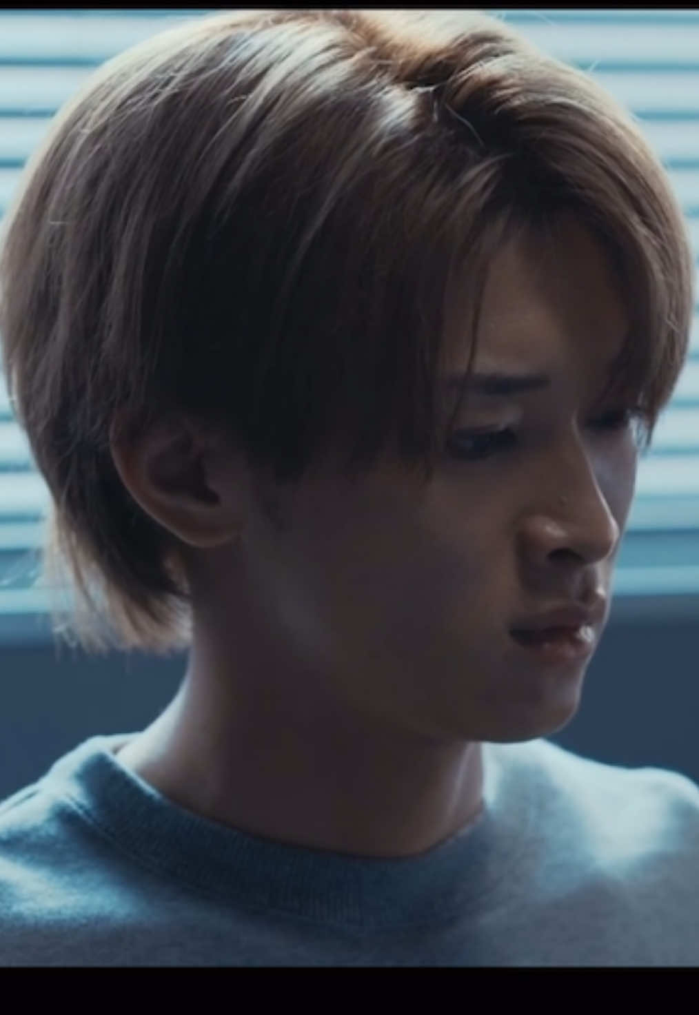 やばいもうどう見ても三上くん 悪くないよ🥺悪いのは全部幹部のおじだからね🥺って思っちゃう🥺最終回まで三上くんは捕まったままなんかな？早く釈放求む😩😩 @松本怜生 #松本怜生  #松本怜生に届け  #新東京水上警察  . . @ふゆな(ふゆせ/ふゆふみ) @ぴの @𝙠. @𝑴𝑶𝑴𝑶 @☆Kaori☆ @ここな @miyu