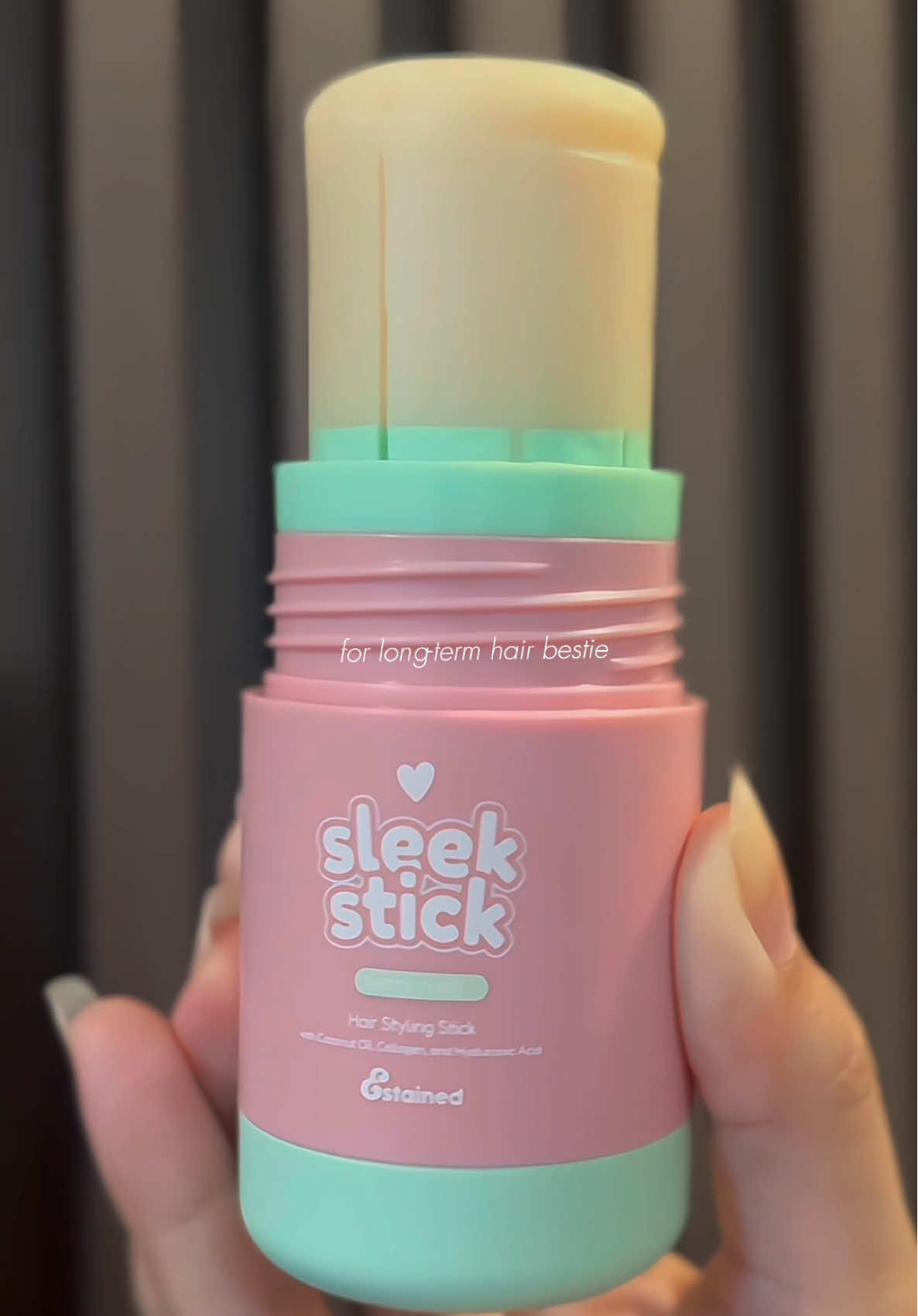 Your long-term hair bestie 🍓 The Sleek Stick Berry Rush keeps your hair neat, shiny, and healthy — wherever you go! #hairgoals #sleekhair #hairstyle #estainedsleekstick #hair 