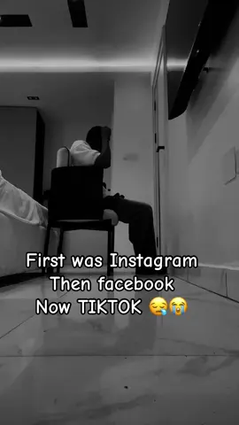 🥲😭
