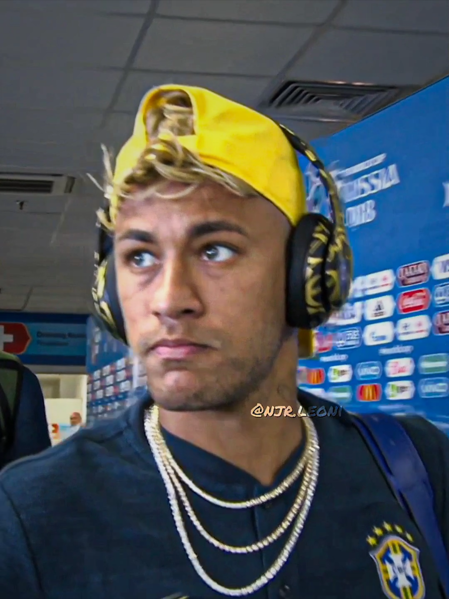 simplesmente ela...#neymarjr10 #vaiprofycaramba #football 