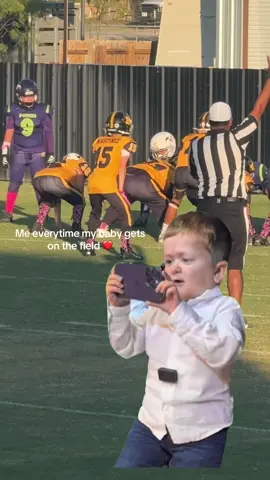 #Meme #MemeCut That’s my baby #15 ❤️❤️ #football #footballmom 